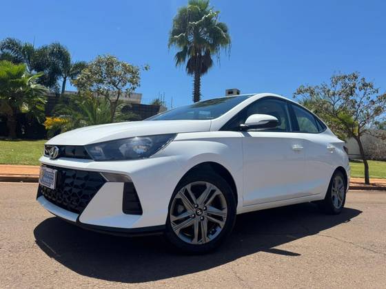 HYUNDAI HB20S 1.0 TGDI FLEX COMFORT PLUS AUTOMÁTICO HYUNDAI HB20S 1.0 TGDI FLEX COMFORT PLUS AUTOMÁTICO